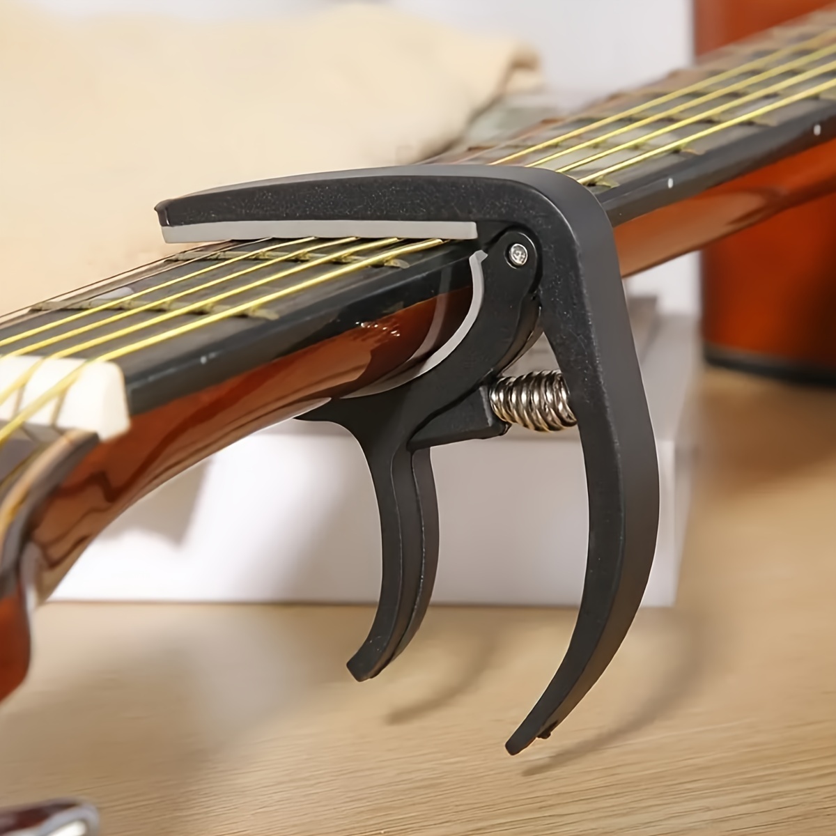 Durable Wooden Guitar Capo Tun - Guitar Capo Clip のレビューと価格